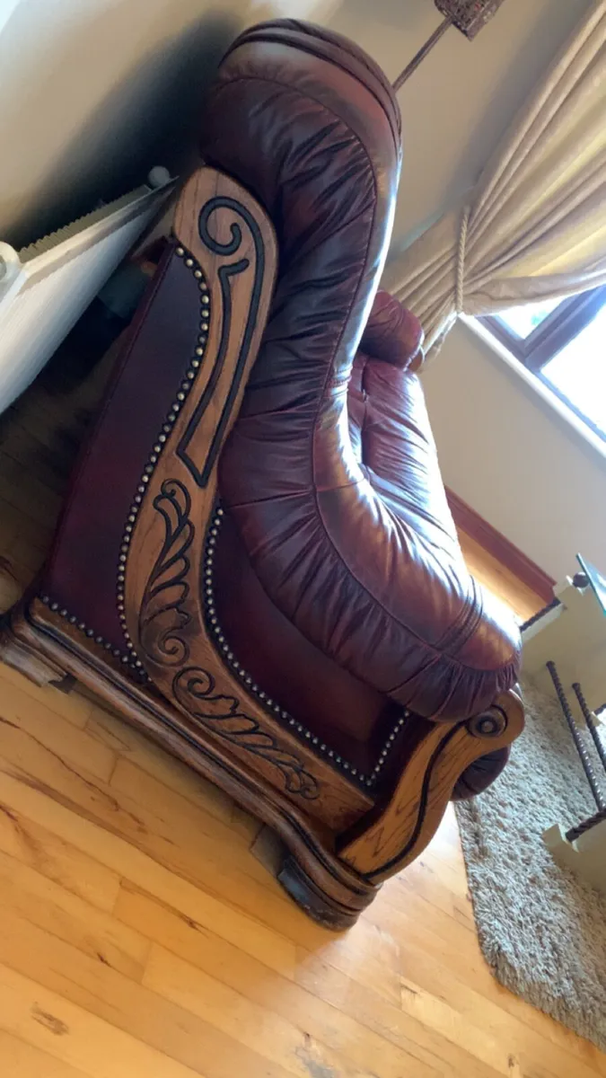 Leather Suite of Furniture - Image 2