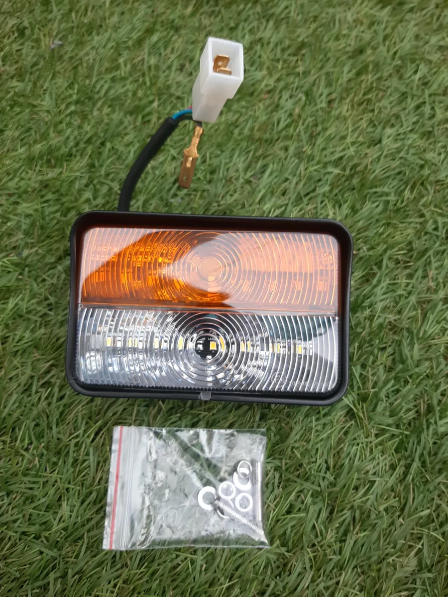 Parkers Indicators LED. Fiat, JD, MF, NH - Image 2
