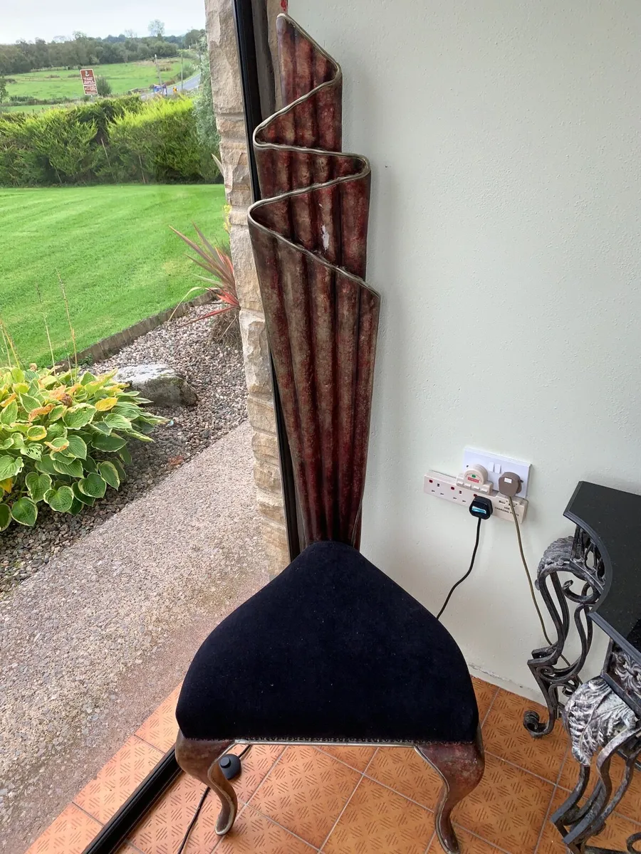 Decor chair - Image 1