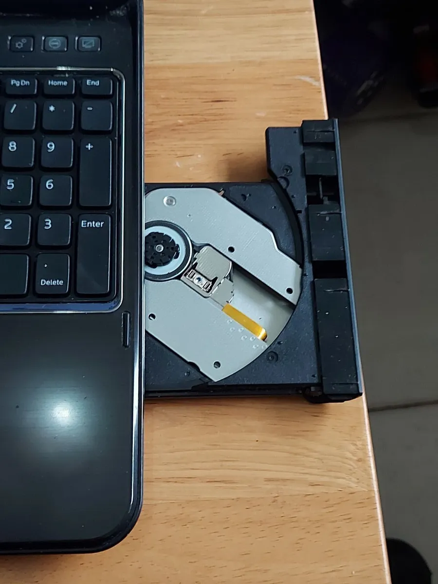 Dell Inspiron Laptop N5110, Intel Core i5-2310M - Image 3