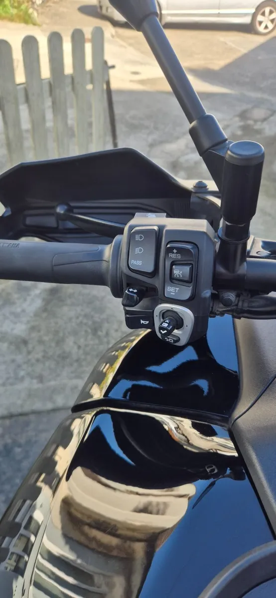 2024 Yamaha tracer 900gt+ - Image 4