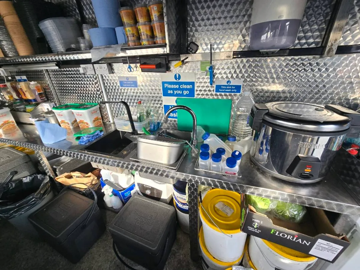 Food trailer for sale - Image 4
