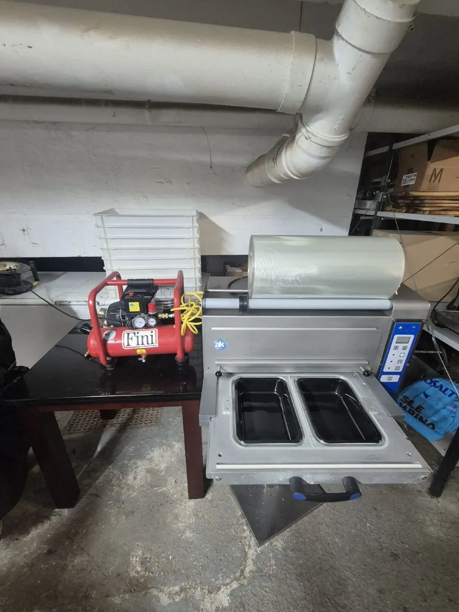 AK Ramon TS-300 GF Professional Tray Sealer - Image 1