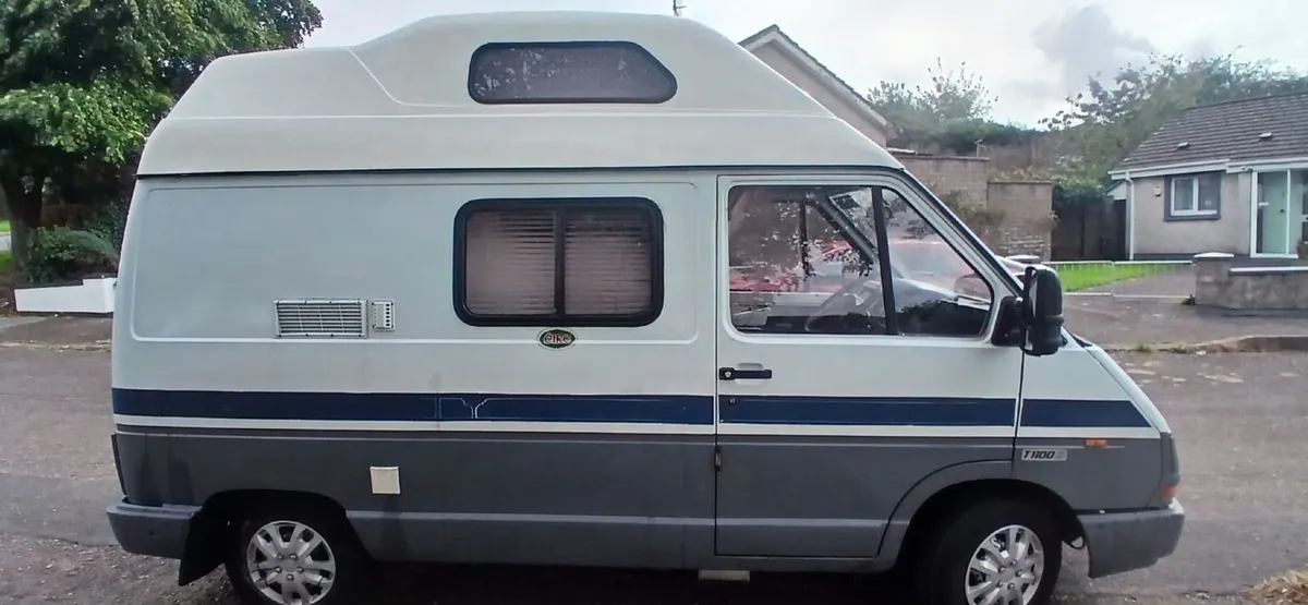 Renault Motor Caravan - Image 1