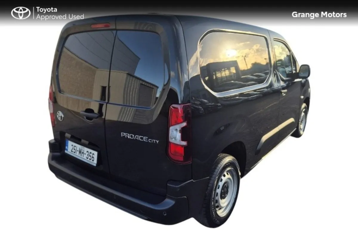 Toyota Proace City CITY 1.5 GX SWB 650KG - Image 3