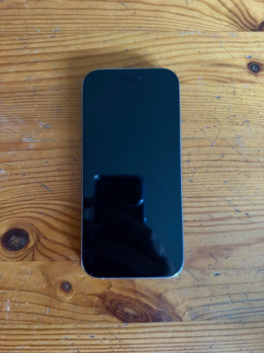 iPhone 16 pro unlocked - Image 1