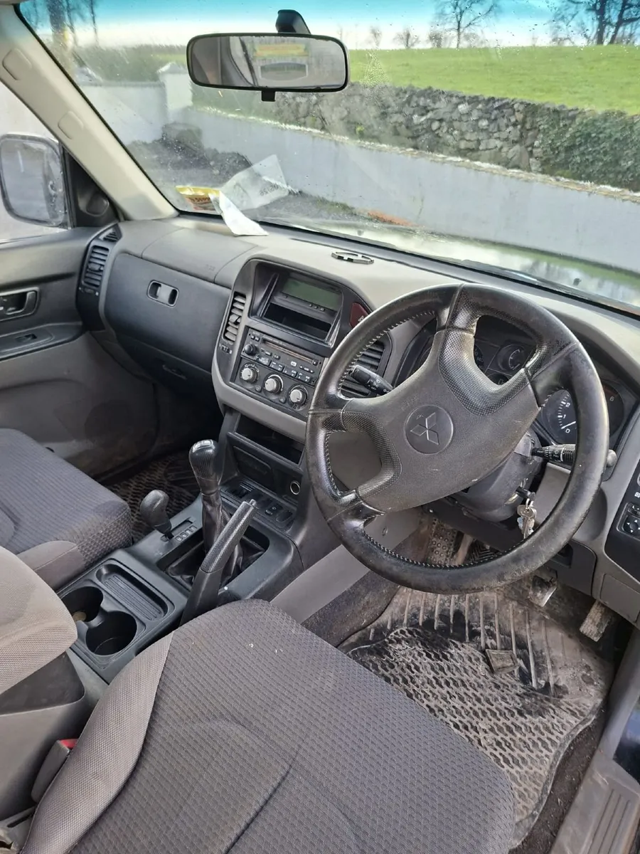 Mitsubishi Pajero 2005 - Image 4