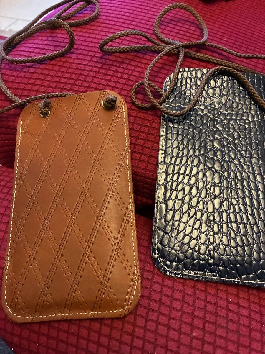 Mobile Phone Leather Pouch - Image 1