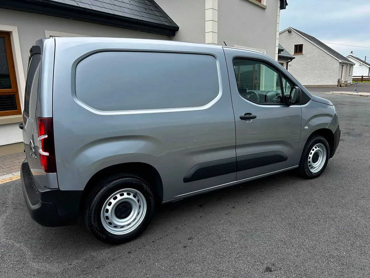 2023 CITROEN BERLINGO 1.5 BLUEHDI LX - Image 4