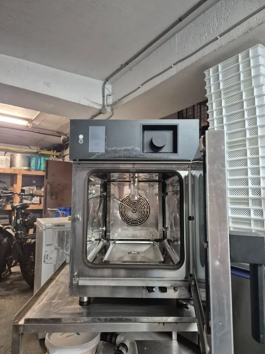 Giorik Kore KM061W Professional Combi Oven - Image 1
