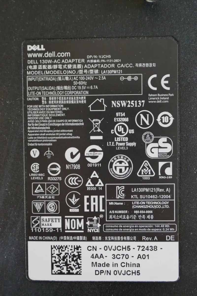 Dell laptop power supply - Image 1