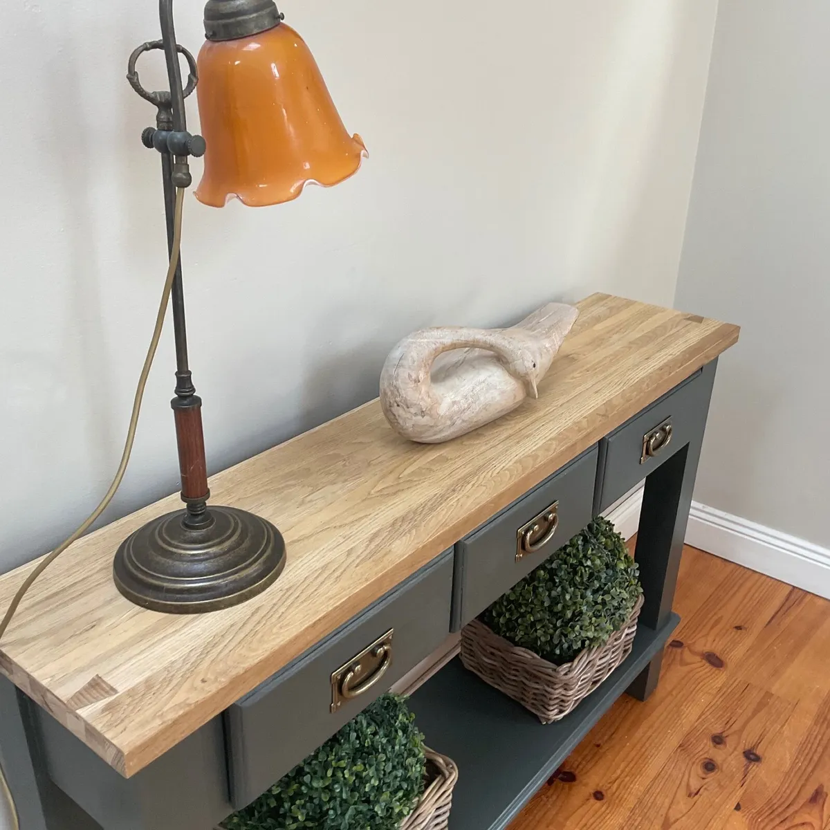 Hall console table - Image 2