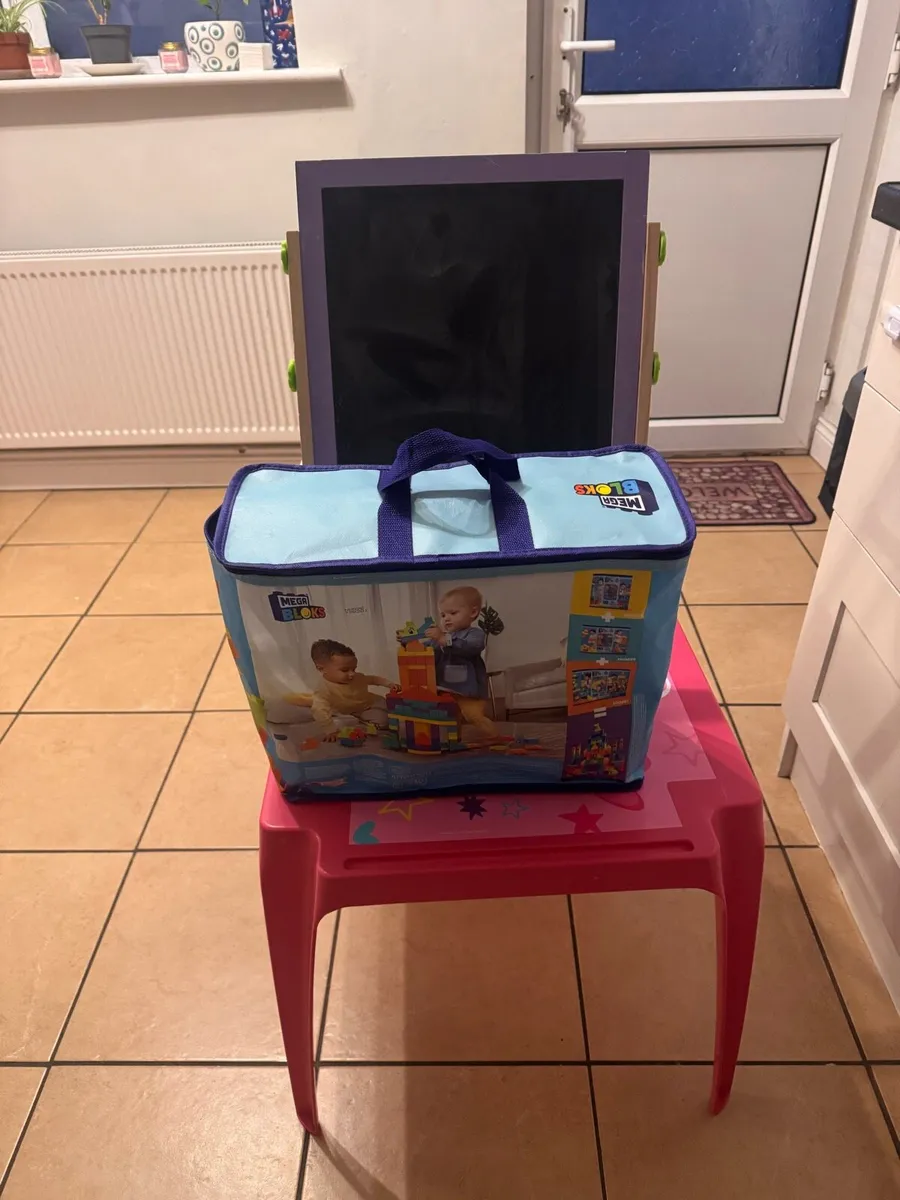 Toys - Image 2