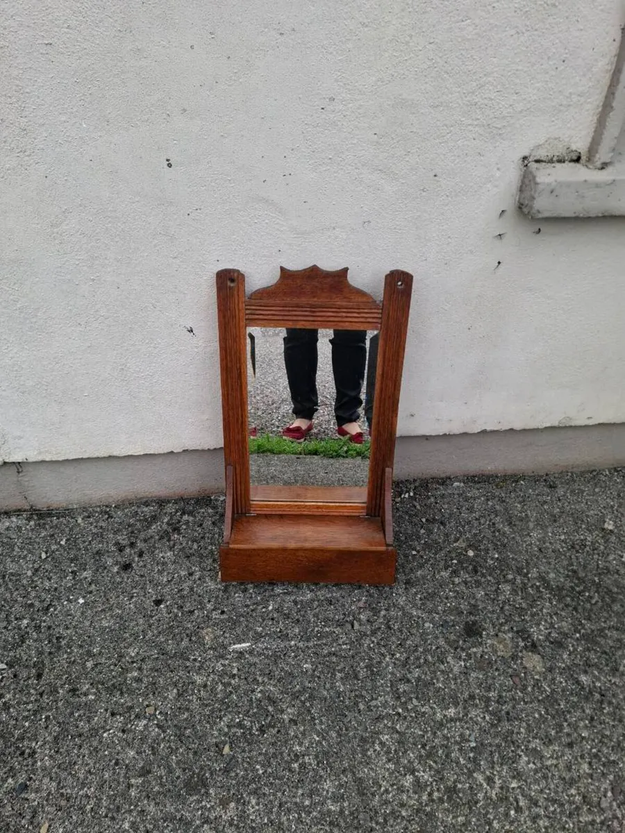 Vintage mirror with box postage possible - Image 1