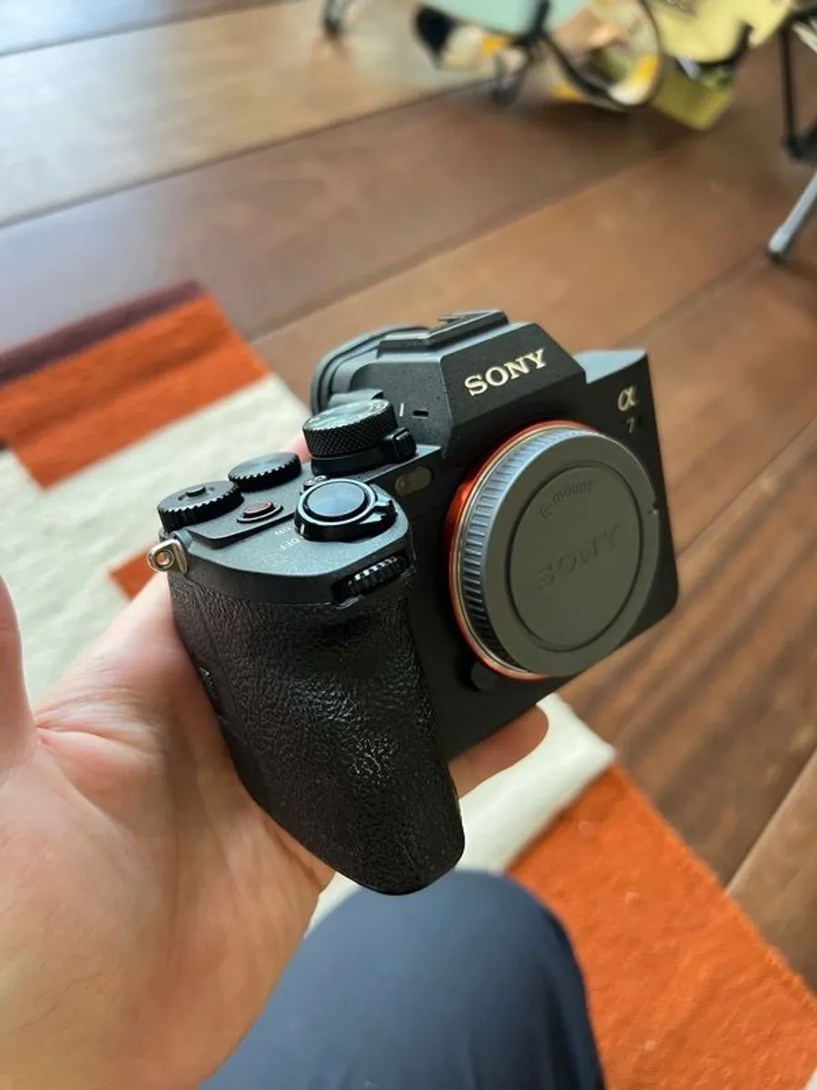 Sony A7iv Full frame camerra - Image 2