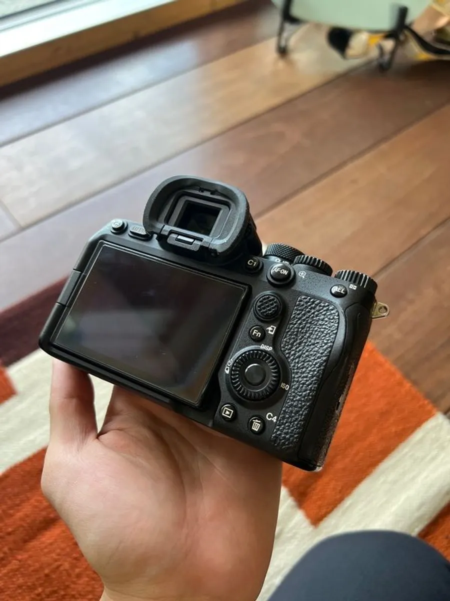 Sony A7iv Full frame camerra - Image 4