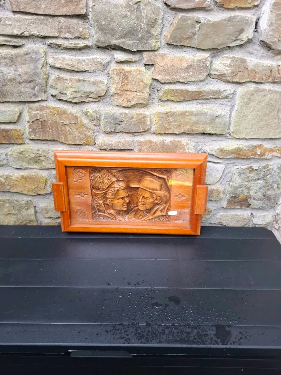 Wood sculpted tray - Image 2
