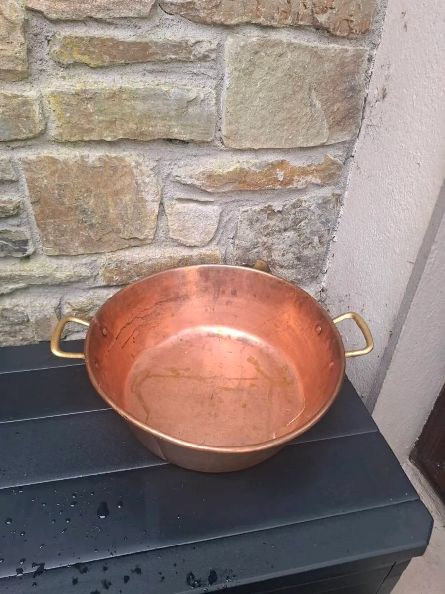 Copper jam pot postage possible - Image 1