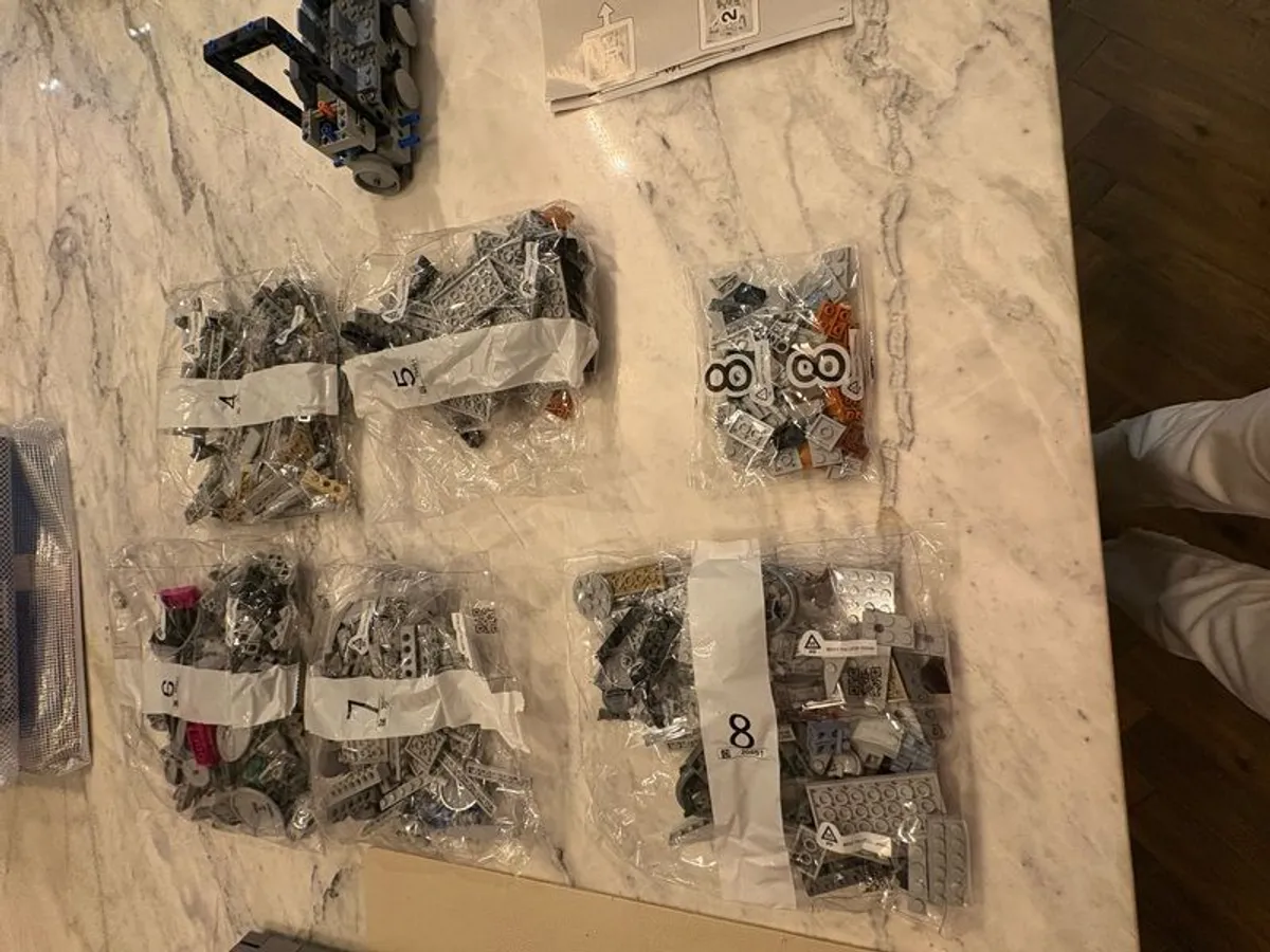 lego starwars AT AT 75288 - Image 4