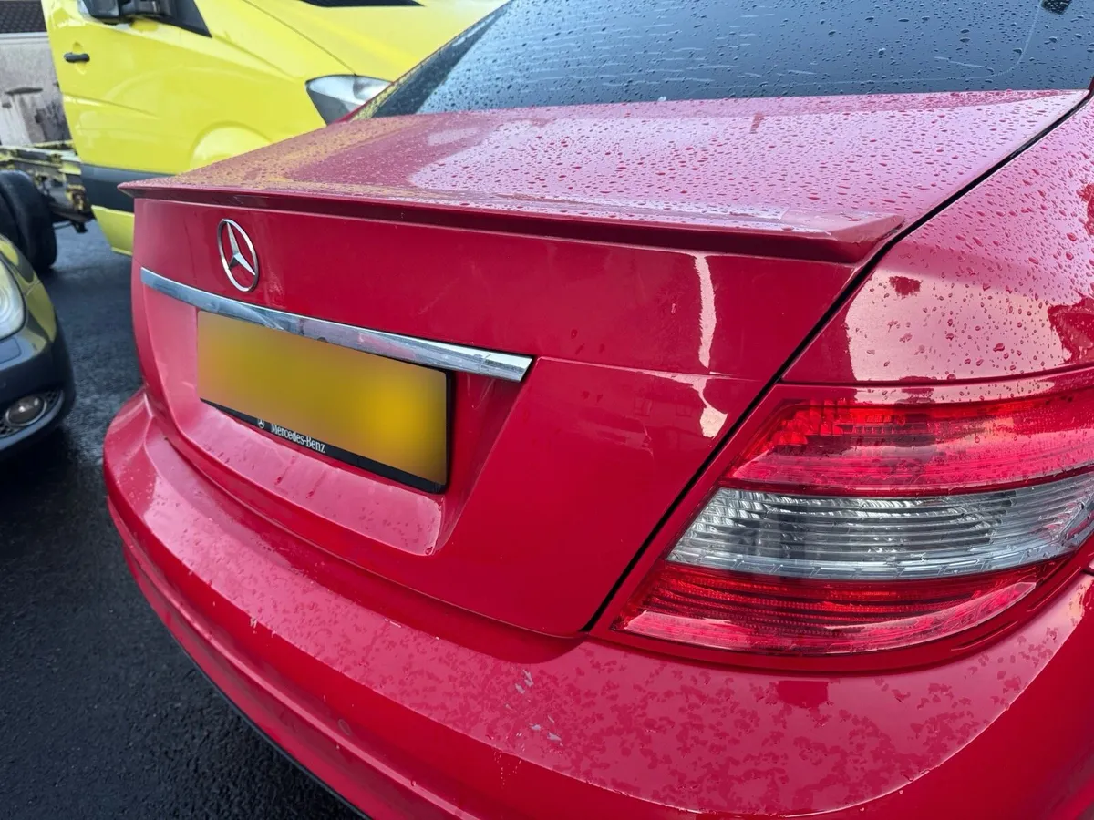2007-2014 Mercedes-Benz C-Class Boot - Image 3