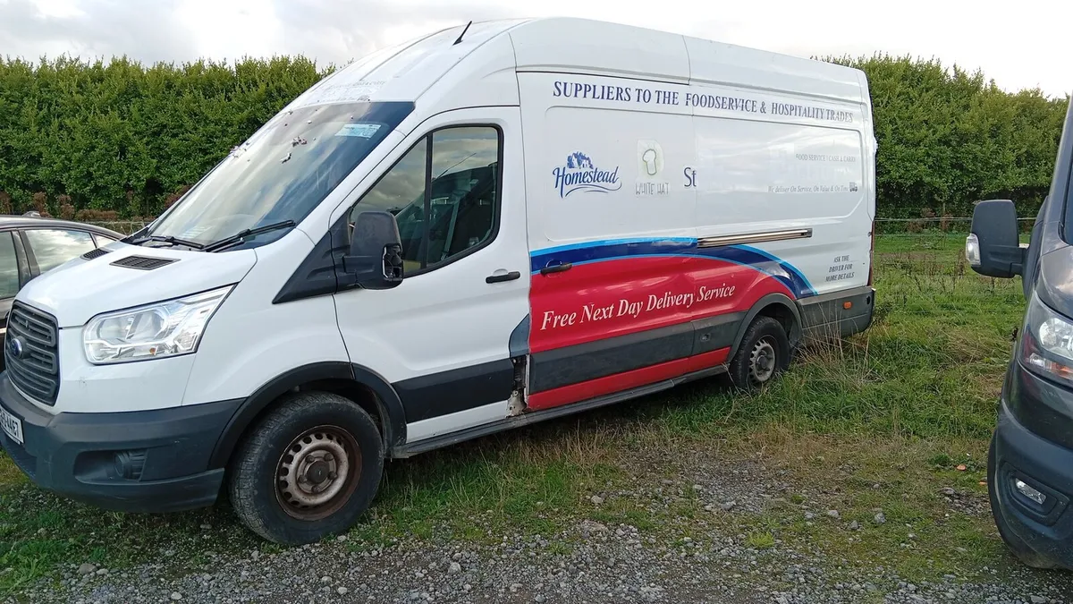 Ford transit rear wheel drive H/R - Image 1