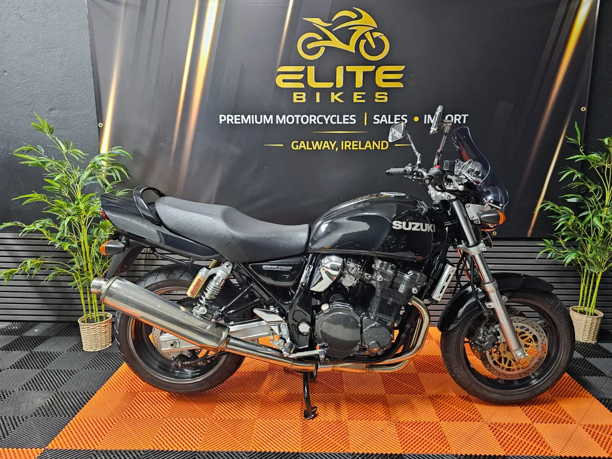 Suzuki GSX 750 Inazuma 8000k km - Image 1