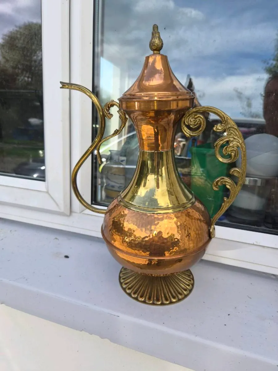 Old large copper  brass  pot - Image 1