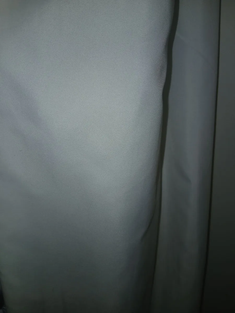Curtains - Image 2