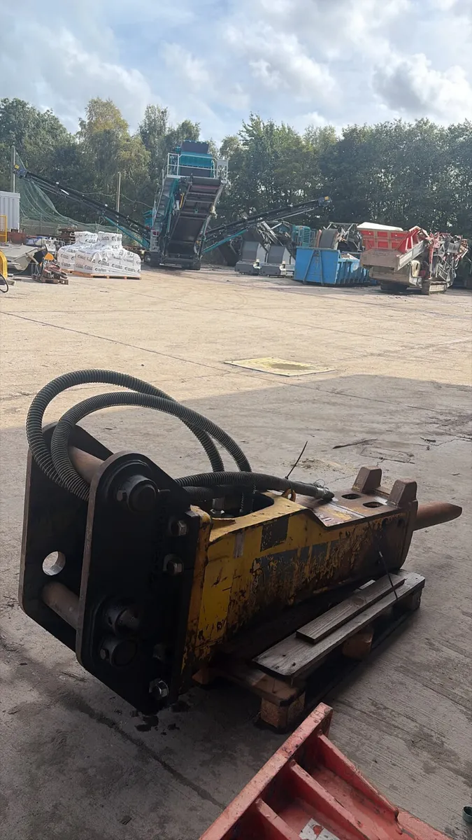 Atlas Copco MB1200 65/80mm saddle - Image 4