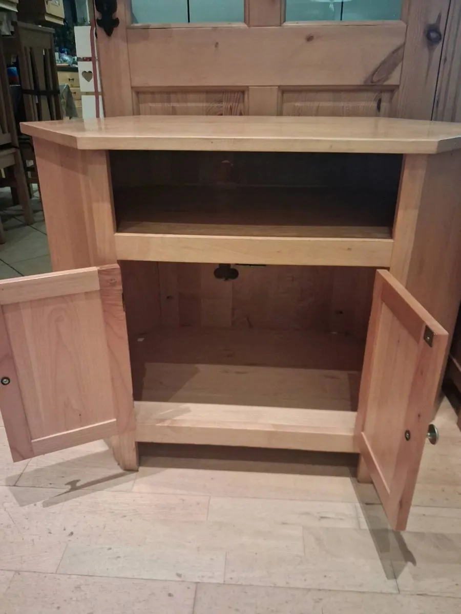 Pine tv corner unit - Image 2