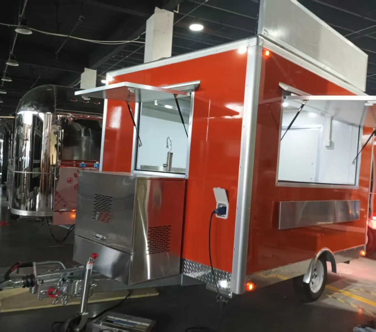 Catering trailers - Image 1
