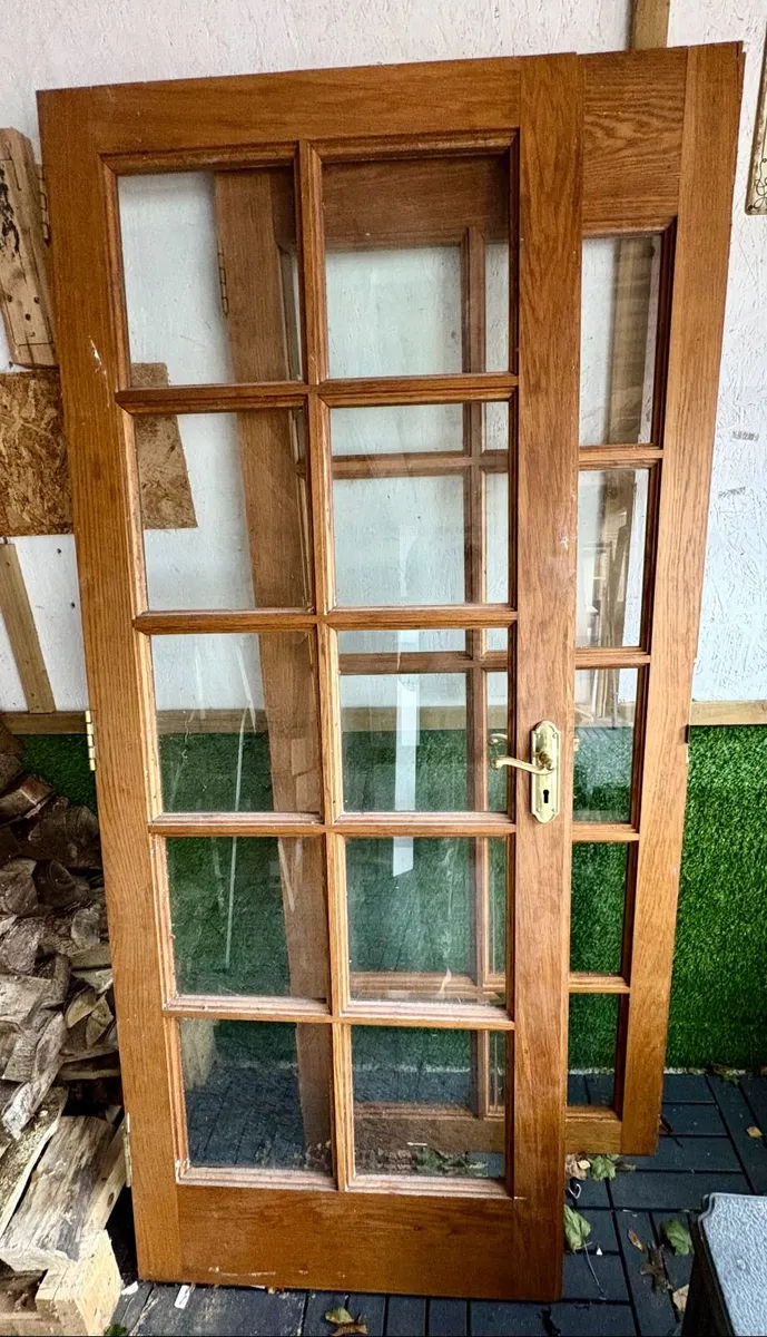 Pair of Oak Glazed Doors - Image 1