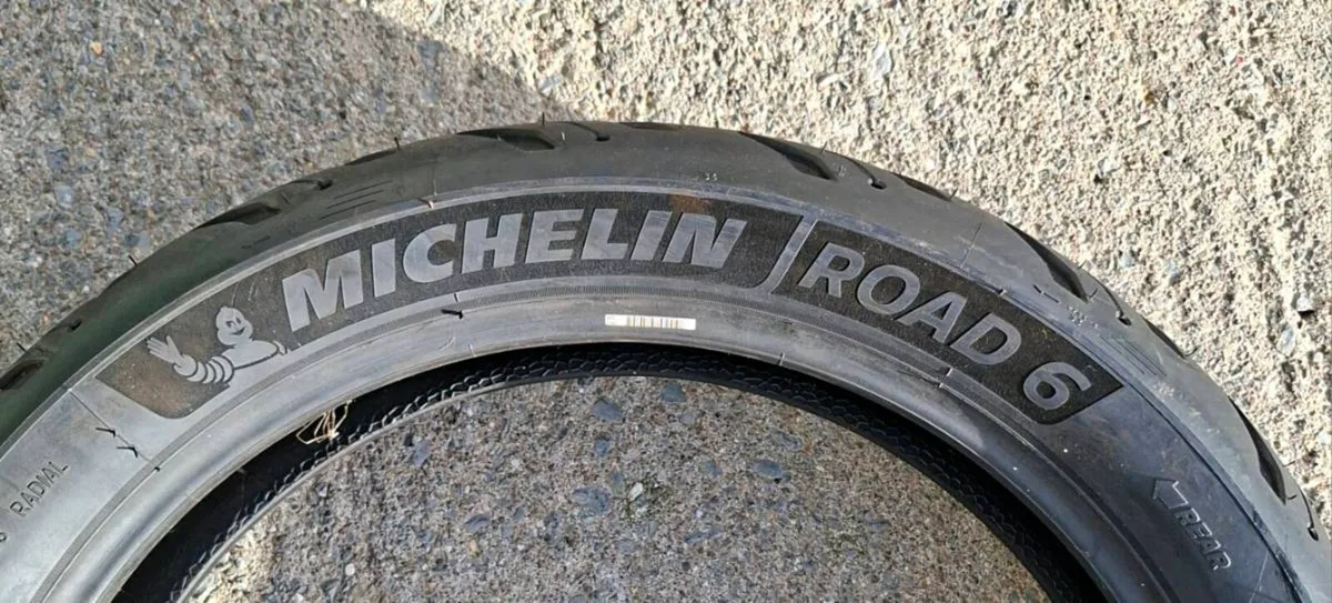 Michelin Road 6 Motorcycle Tyre - Image 2