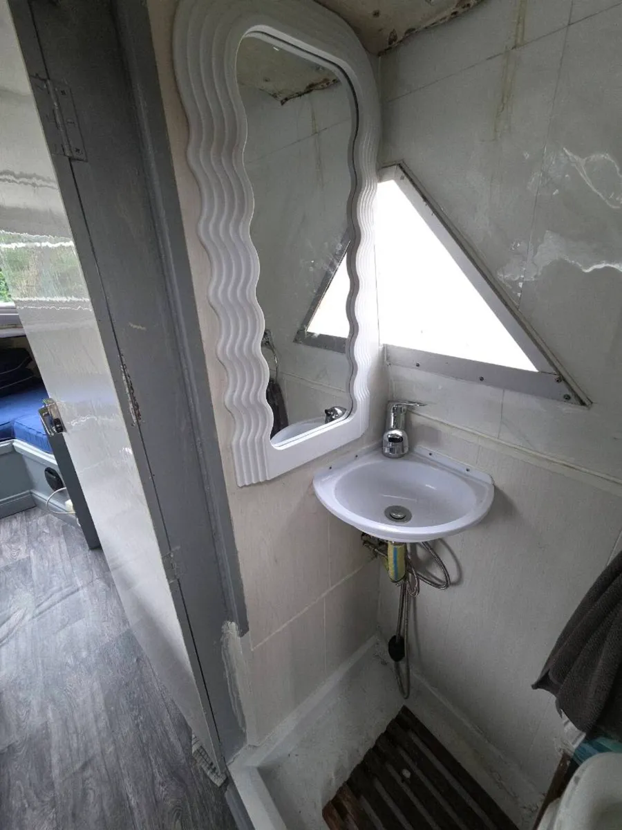 Birchwood 28ft boat - Image 3