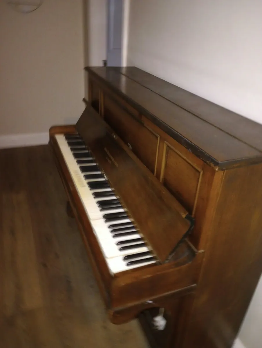 Piano - Image 2