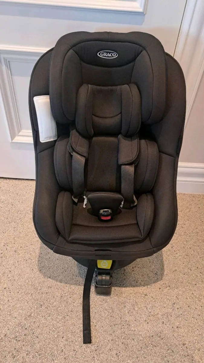Graco Car Seat - Image 1