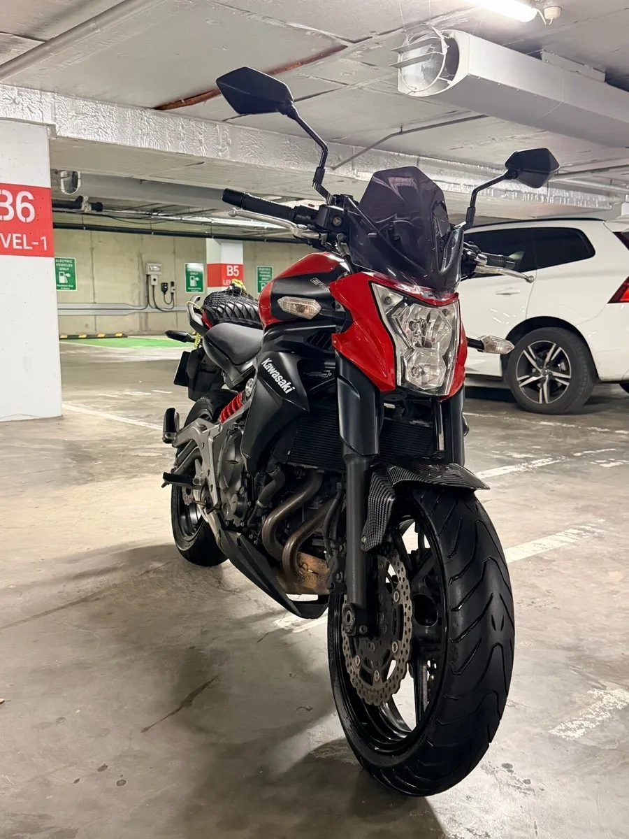 Kawasaki ER6N - Image 2