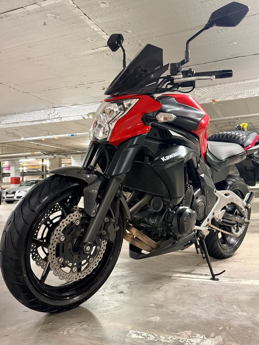 Kawasaki ER6N - Image 1