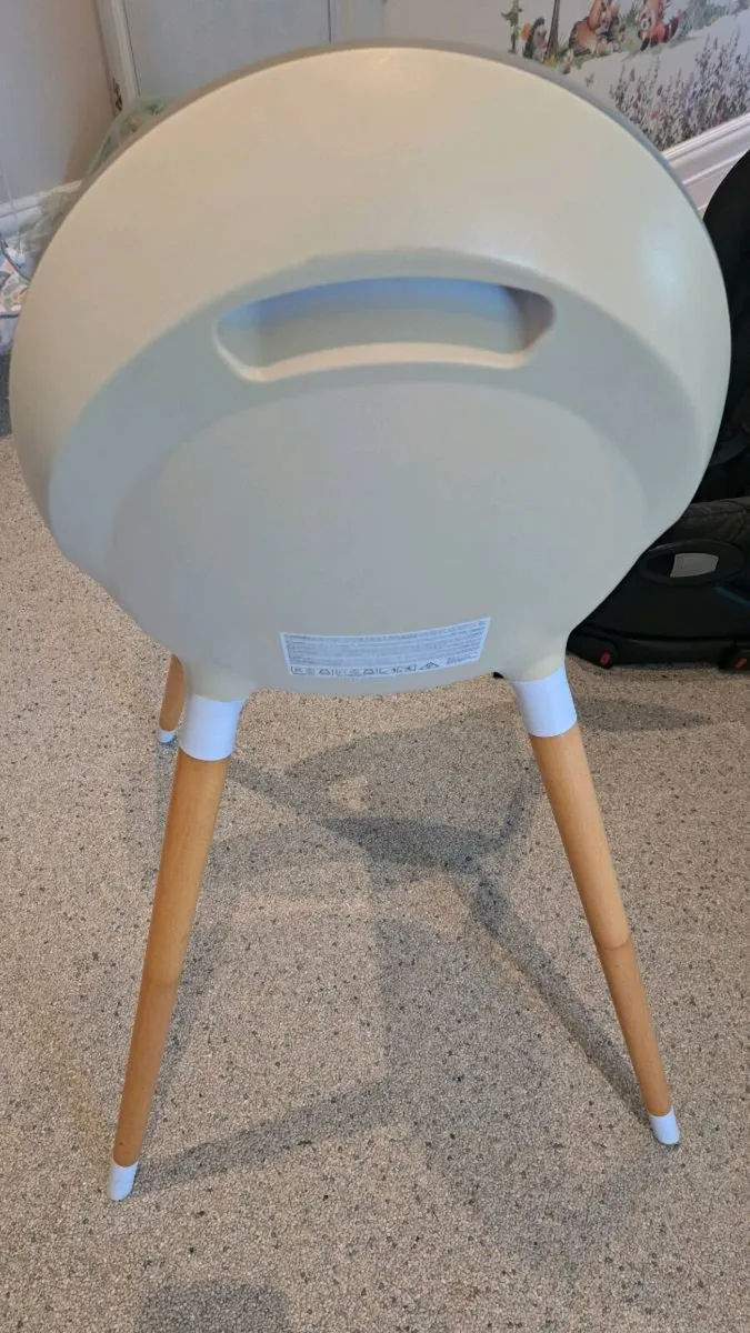 High chair - Image 2