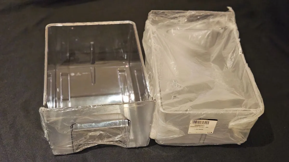 Beko Fridge Vegetable Crisper Drawers (×2) - Image 3