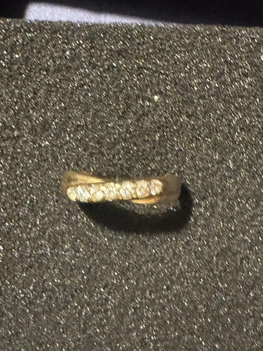 9ct Gold Cz Half Eternity Ring - Image 1