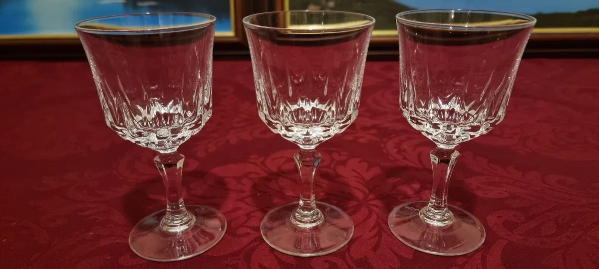 3 Piece Stemmed Crystal Goblets / Wine Glasses - Image 2