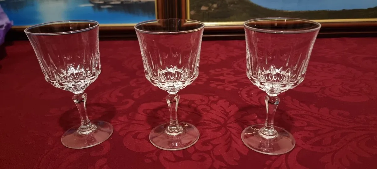 3 Piece Stemmed Crystal Goblets / Wine Glasses - Image 4