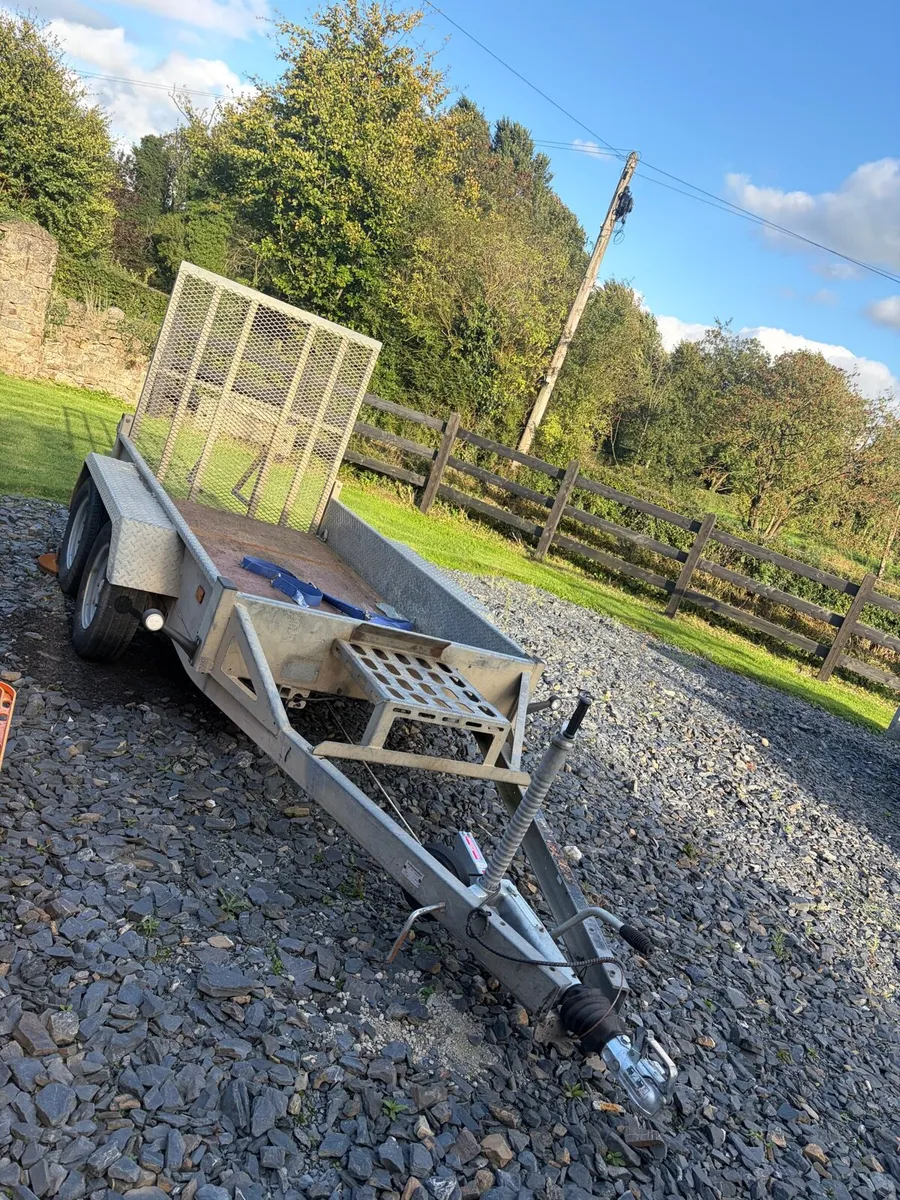 Plant trailer - Image 1