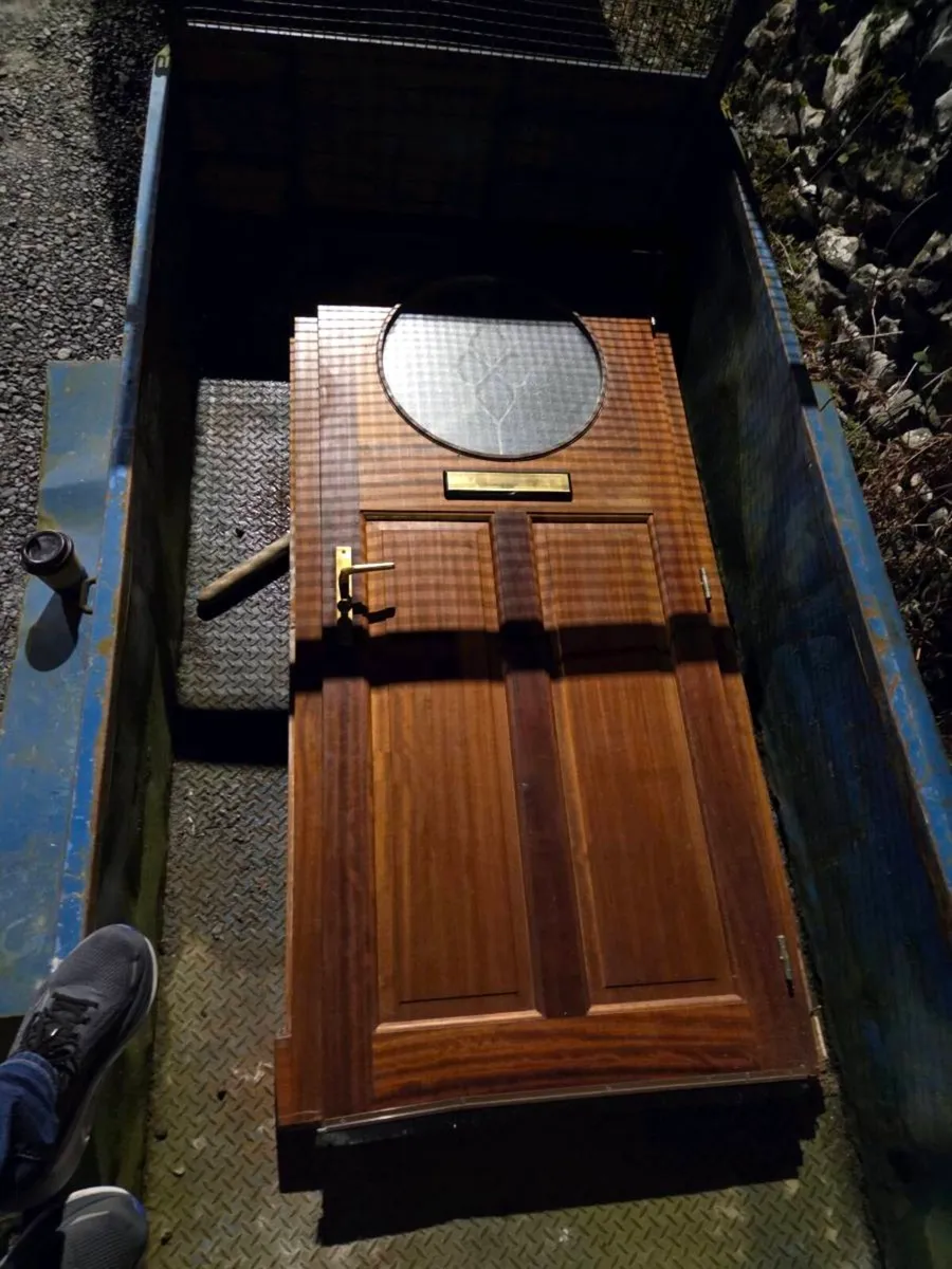 Front door - Image 1