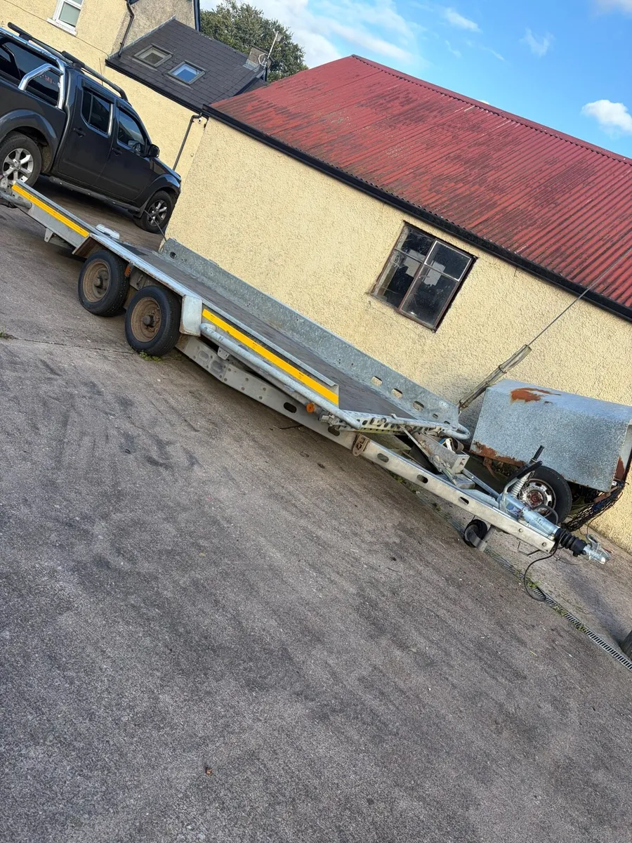 Brian James car transporter - Image 1