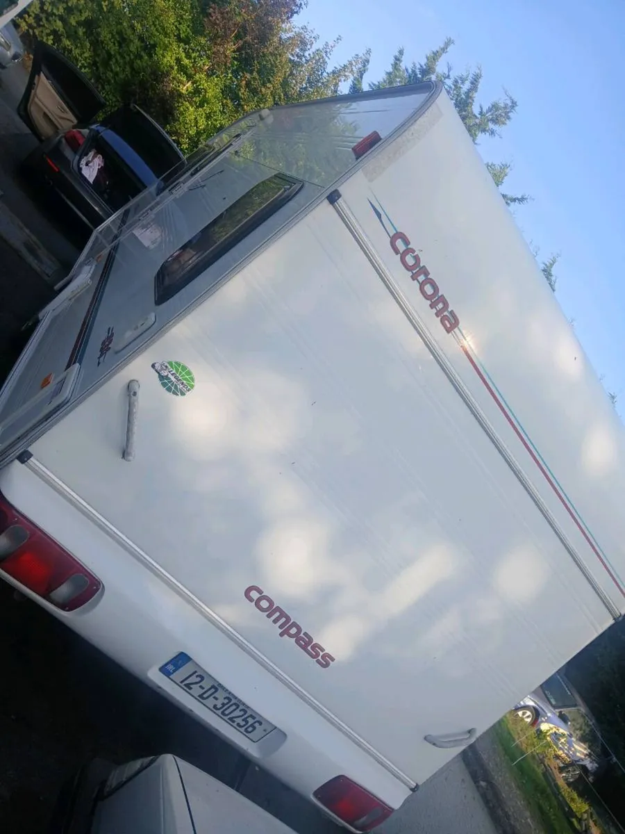 Compass corona fixed bed caravan - Image 2