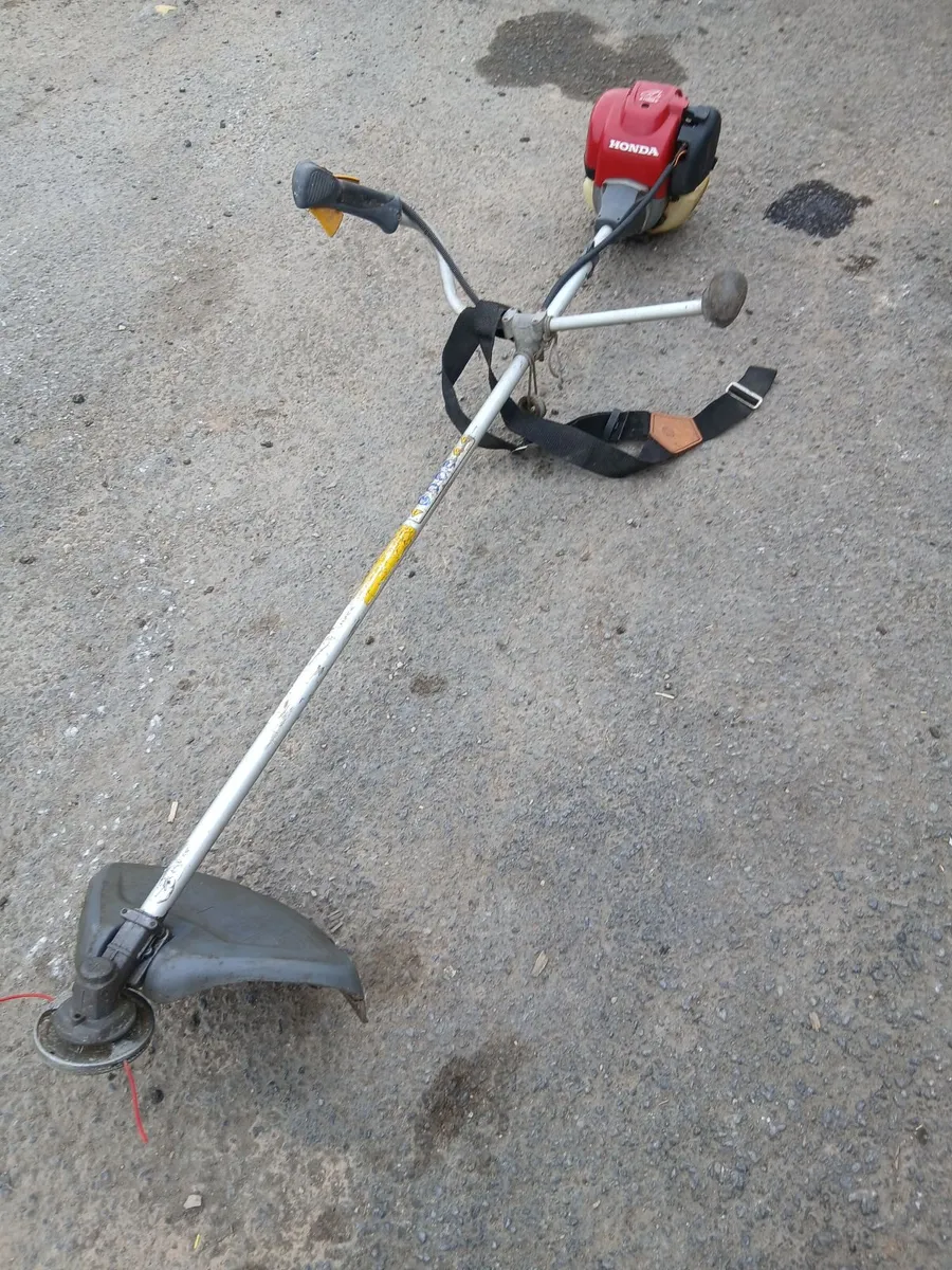 Honda GX35 4 stroke running 100-percent - Image 4