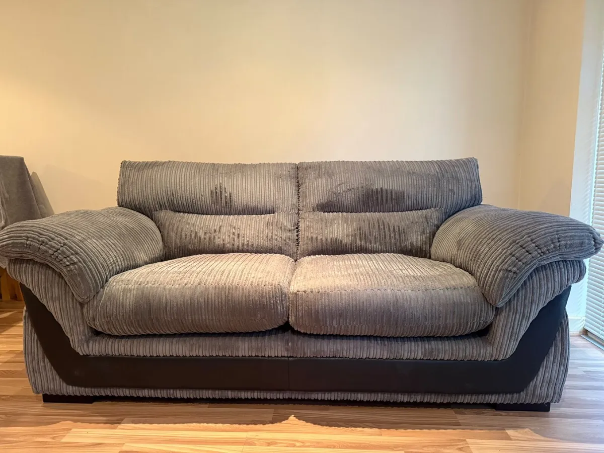 2.5 Seater Sofa - Image 2