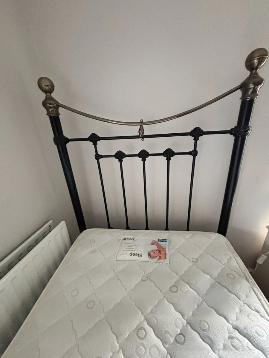 Victorian Style Single Bed & Mattress… - Image 3